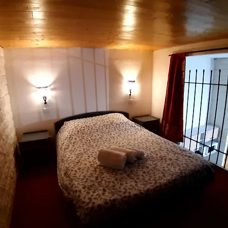 De Et D'étape L'escampette Apartamento Saint-Jean-du-Bruel