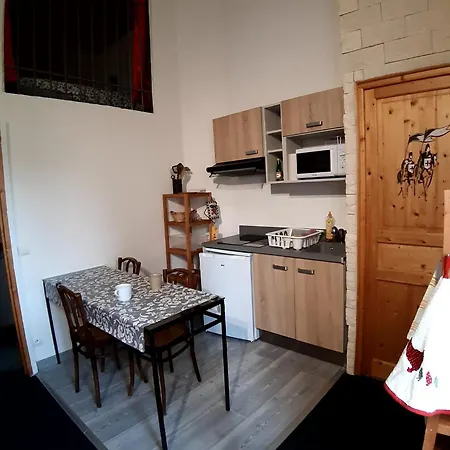 De Sejour Et D'etape L'escampette * Saint-Jean-du-Bruel