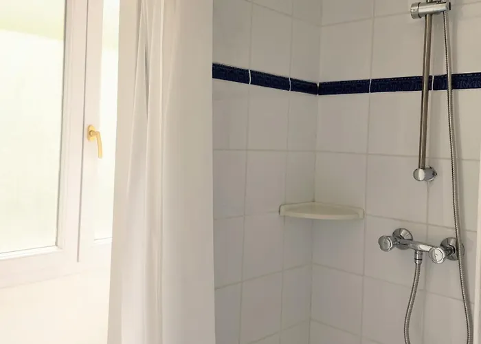 De Et D'étape L'escampette Saint-Jean-du-Bruel